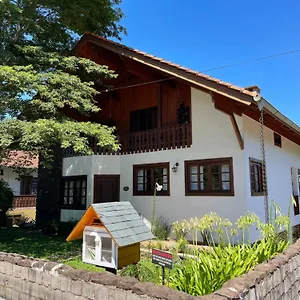 Apartamento Karin's Haus, Treze Tílias